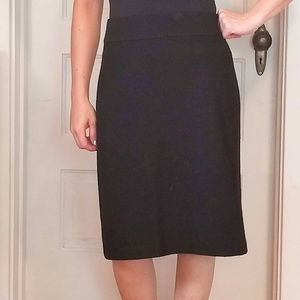 Banana Republic Black Pencil Skirt Sz2